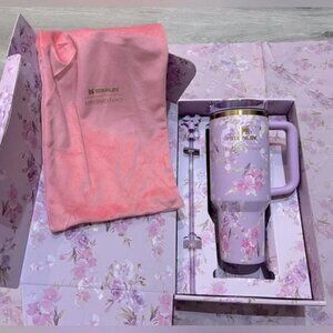 Love Shack Fancy Stanley - Happy Thoughts - 40 oz Quencher - IN HAND